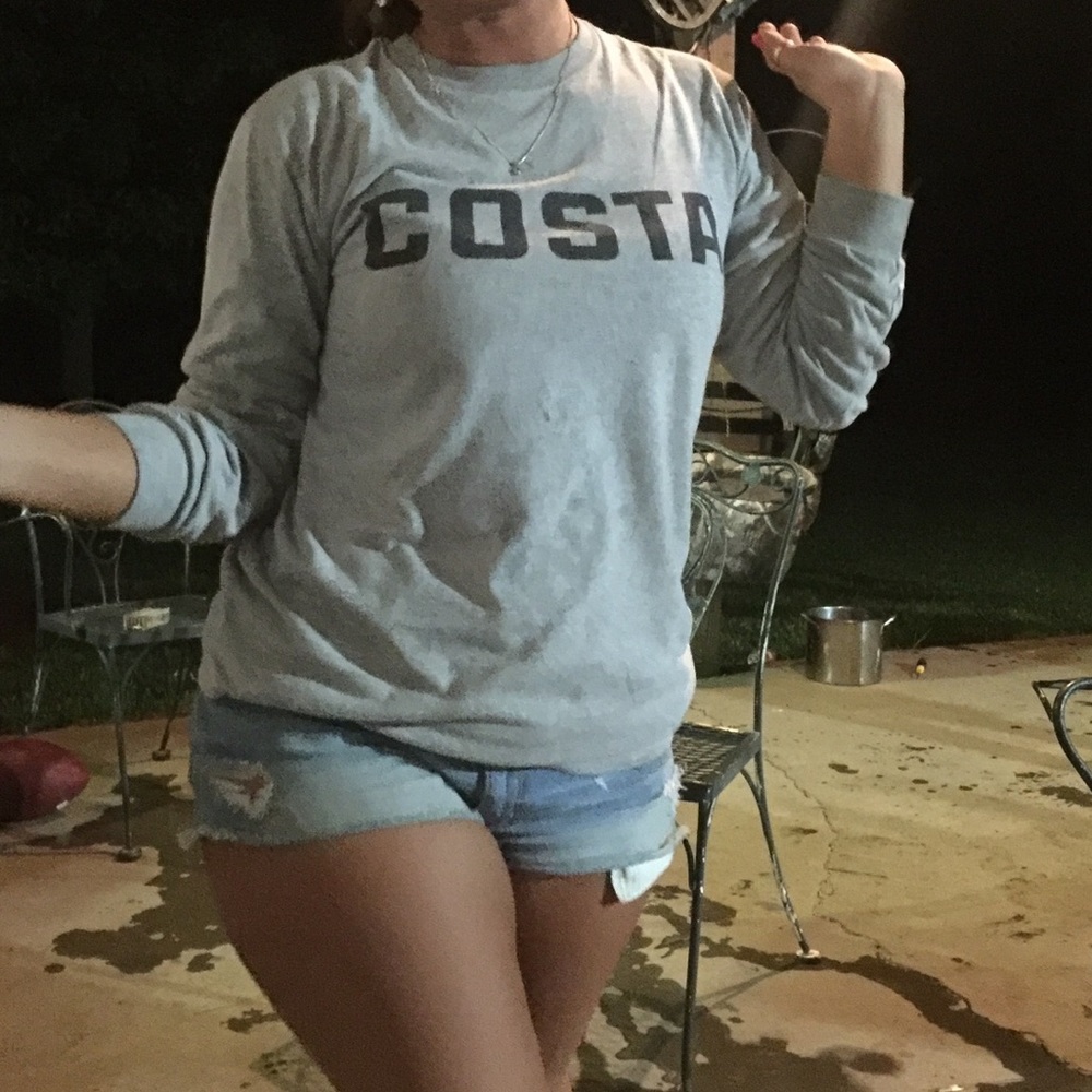 NOT FOR SALE!!!! ISO this long sleeve T shirt!! Size small!